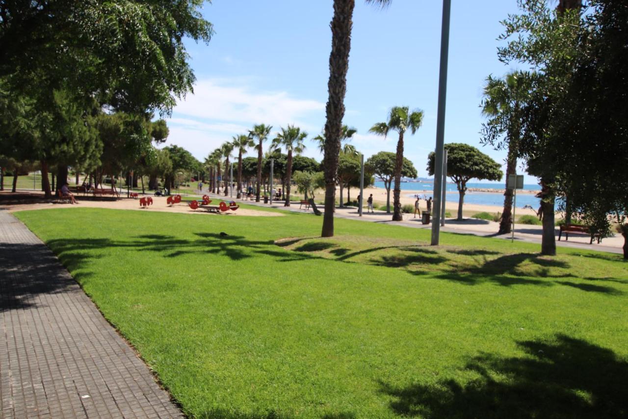 Planta Baja, Primera Linea, Playa, Jardin Privado, Ardiaca, Cambrils, Apartamento Jacqueline Exteriér fotografie